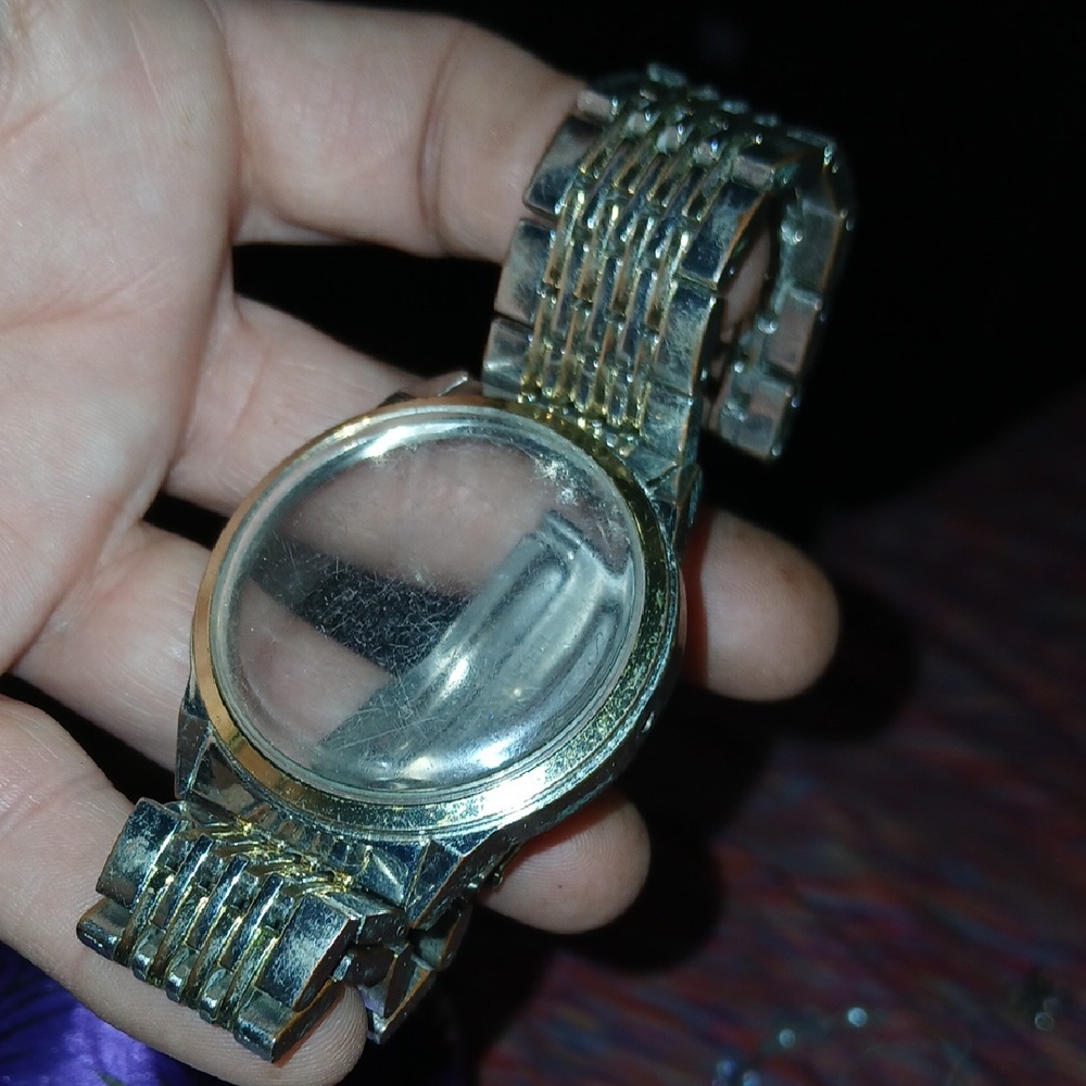 Timex Silver and Gold Smartwatch Case with Minimalist Design